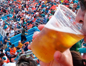 Foto cerveja liberada nos estadios de MG