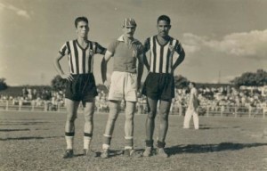 foto5 - Vavá, Dib e Barros - jogo entre Atlético e Najá usar