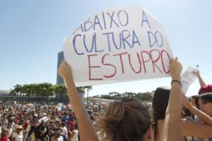 brasil-registrou-em-2015-mais-de-cinco-estupros-por-hora-mostra-anuario-m-03112016-102458